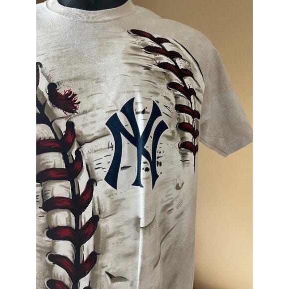 Liquid Blue New York Yankees Baseball Graphic Tie Dye Shirt MLB Size Medium. - Picture 3 of 11